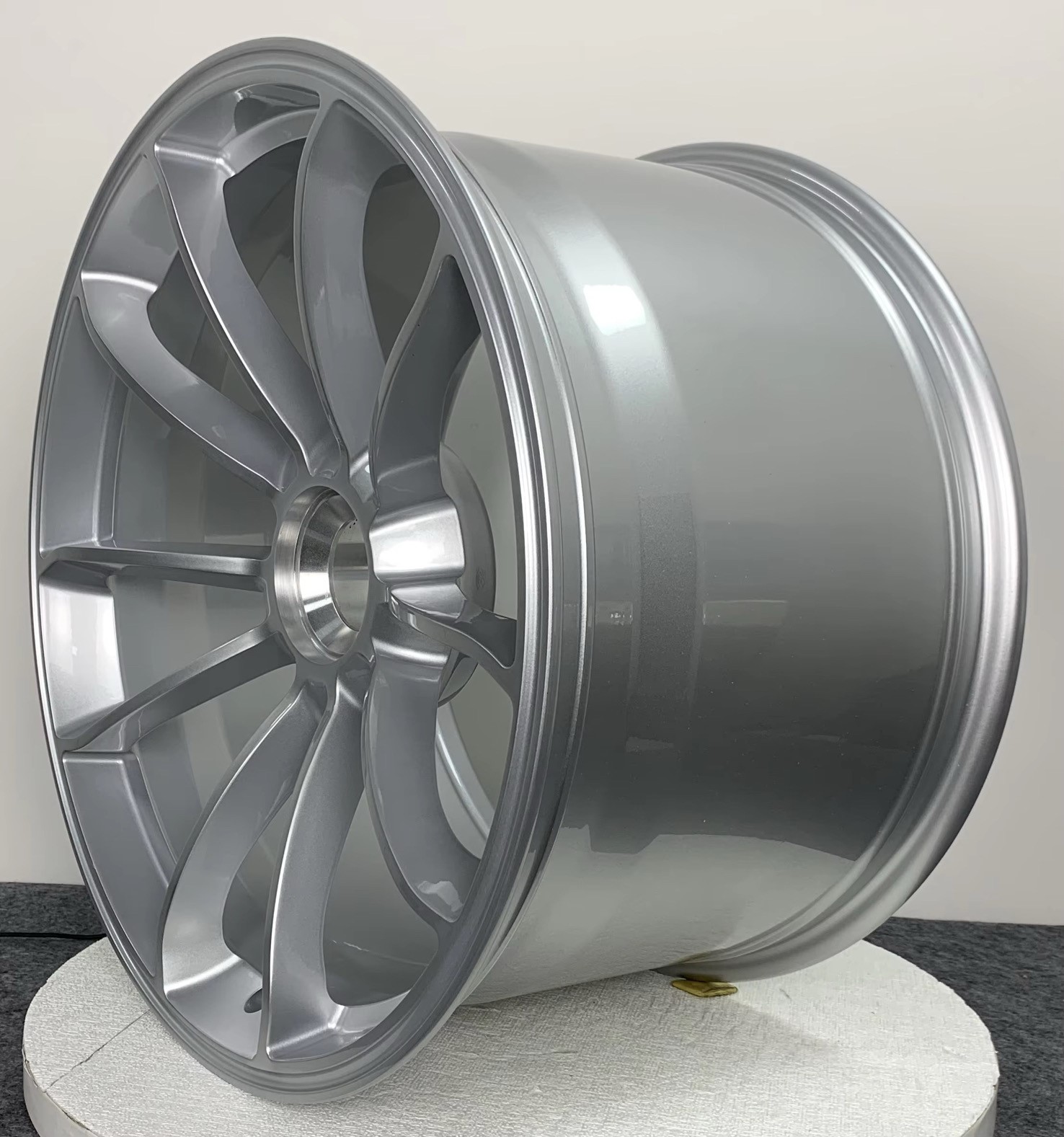 20” Forged 1 Piece wheel design 19
